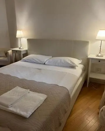 Il Borgo Ξενοδοχείο με διαμερίσματα 3*